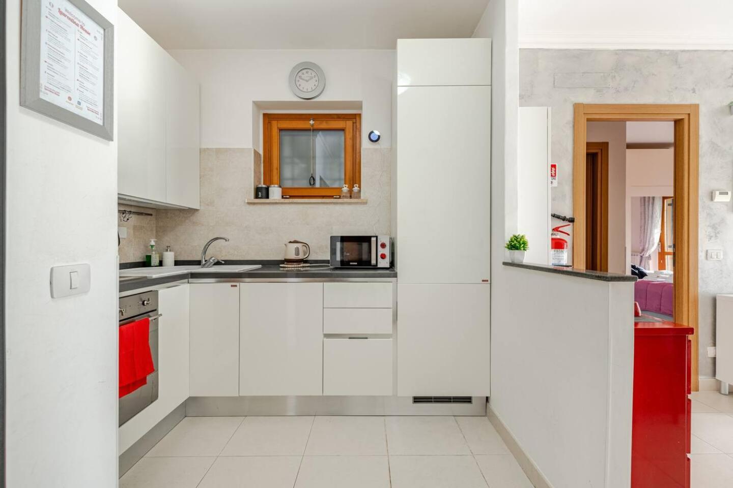 Laurentina House, Accogliente Bilocale A Sud Rom